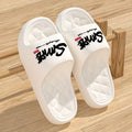 Sapatos masculinos de EVA com design inovador para o verão, chinelos macios e leves, adequados para atividades de lazer em ambientes internos e externos.